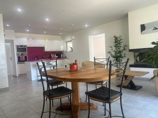 Vente Maison 3 pièces 126 m2 Montauriol