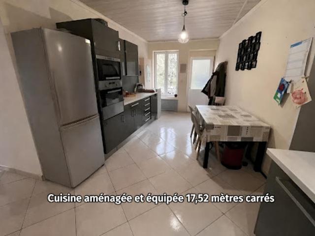 Vente Maison 3 pièces 128.58 m2 Claveisolles