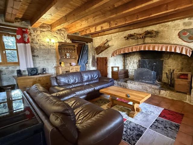 Vente Maison 3 pièces 120 m2 Nasbinals