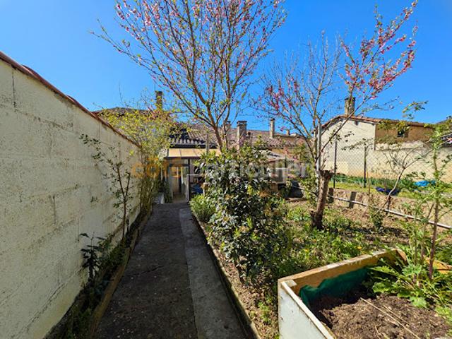 Vente Maison 3 pièces 122 m2 Beaumont de Lomagne