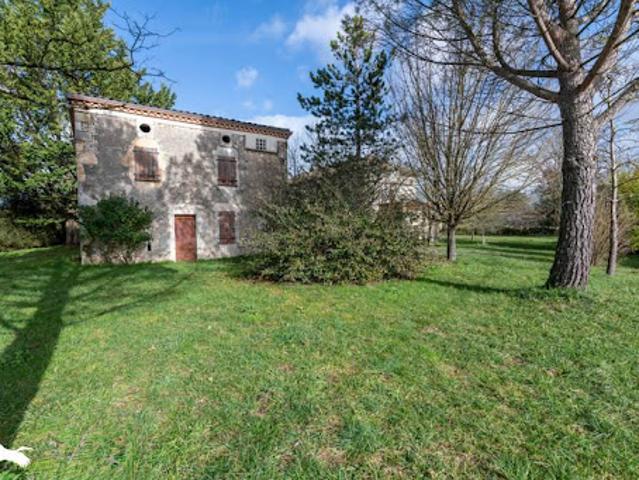 Vente Maison 3 pièces 122 m2 Lalbenque