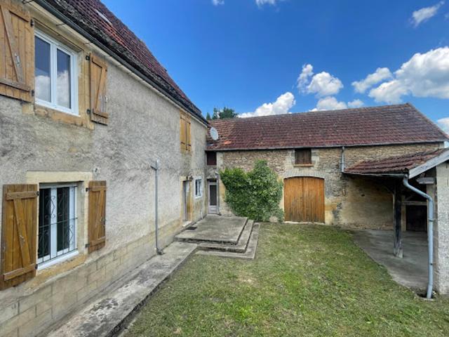Vente Maison 3 pièces 131 m2 Montignac
