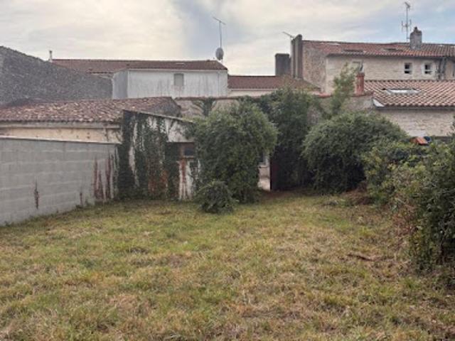Vente Maison 3 pièces 157.7 m2 Saujon