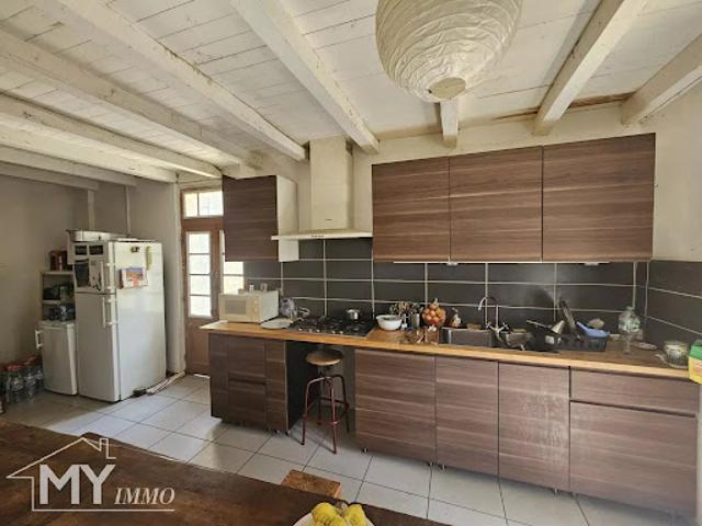 Vente Maison 3 pièces 164.43 m2 Montazeau
