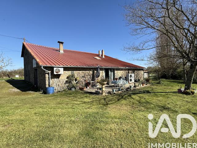 Vente Maison 3 pièces 177 m2 Gourgé