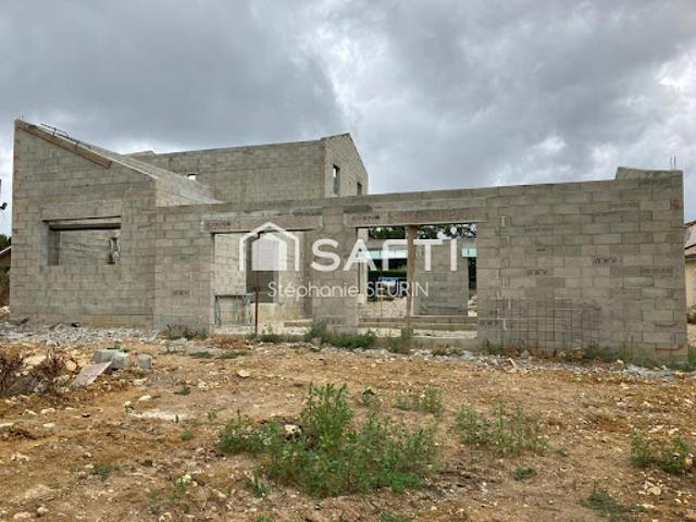 Vente Maison 3 pièces 200 m2 Montlieu la Garde
