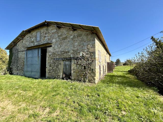 Vente Maison 3 pièces 360 m2 Lavit