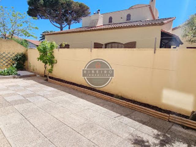 Vente Maison 11 pièces 217 m2 Lagor