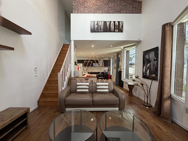 Vente Maison 3 pièces 54.07 m2 La Varenne Saint Hilaire