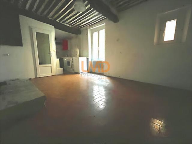 Vente Maison 3 pièces 63 m2 Chateaudouble