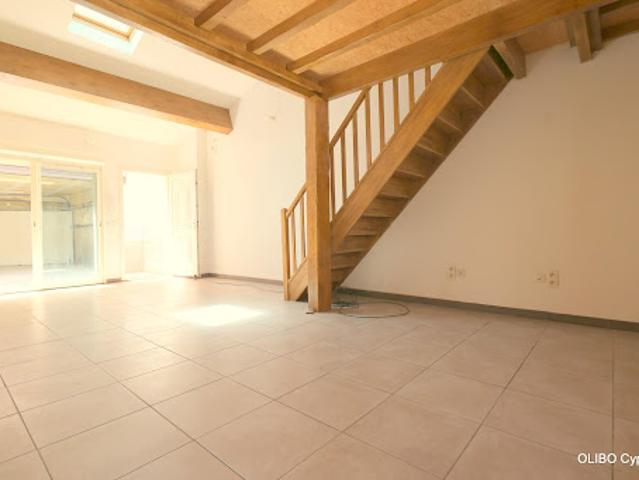 Vente Maison 3 pièces 64.18 m2 Villeneuve la Rivière