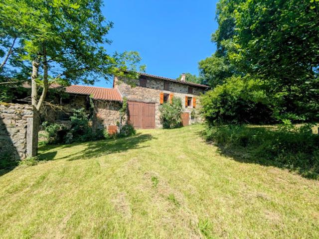 Vente Maison 3 pièces 658 m2 Cenves