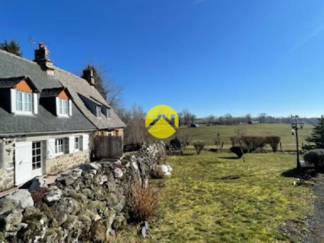 Vente Maison 3 pièces 65 m2 Pierrefort