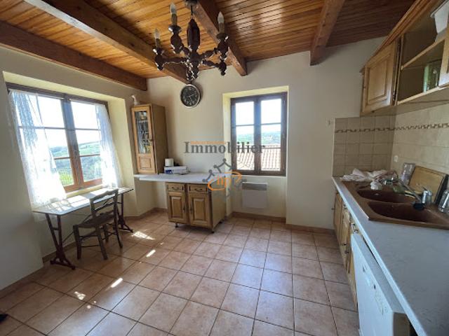 Vente Maison 3 pièces 66 m2 Saint Victor et Melvieu