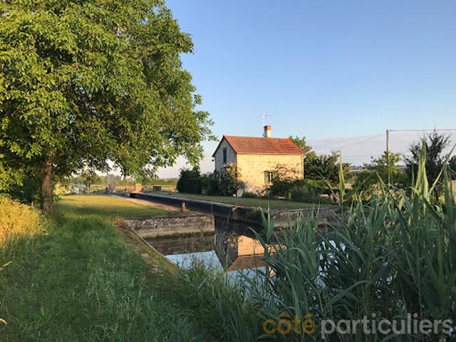 Vente Maison 3 pièces 67 m2 Saint Pierre les Etieux