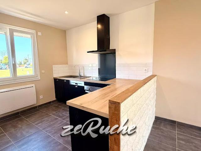 Vente Maison 3 pièces 68.37 m2 Saint Laurent sur Mer