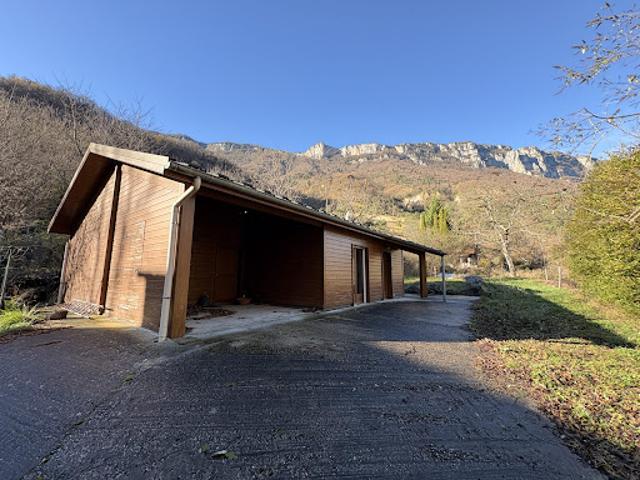 Vente Maison 3 pièces 71 m2 Echevis