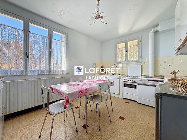 Vente Maison 3 pièces 71 m2 Montsalvy