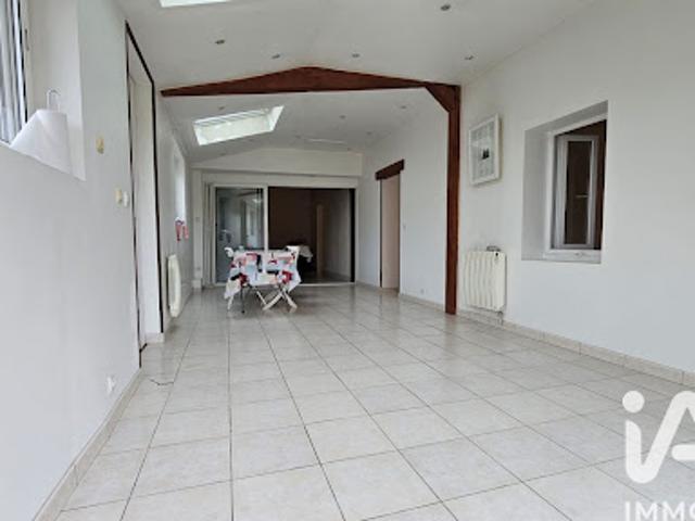 Vente Maison 3 pièces 74 m2 Saint Denis le Ferment