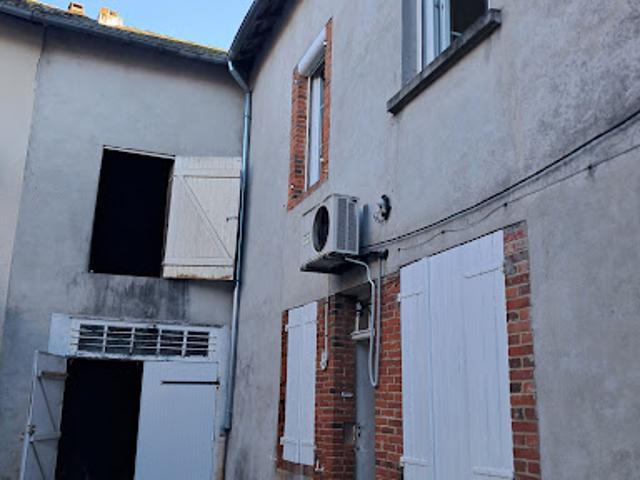Vente Maison 3 pièces 74 m2 Lubersac