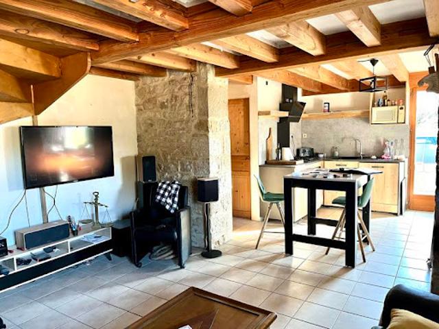 Vente Maison 3 pièces 75.15 m2 Saillac