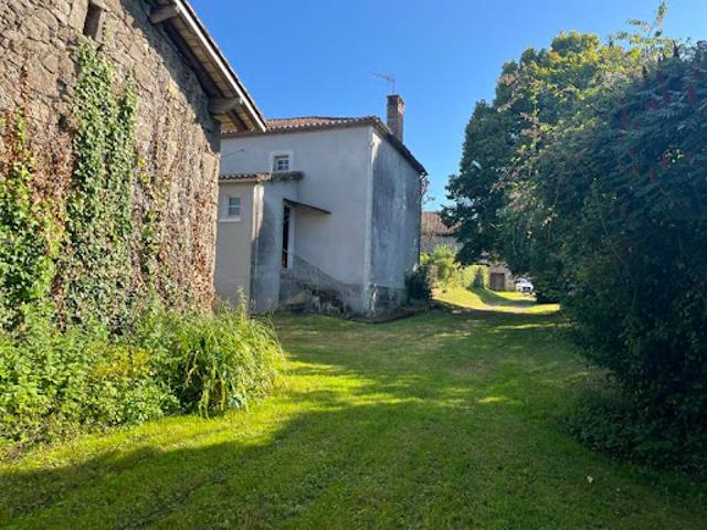 Vente Maison 3 pièces 75 m2 Busserolles