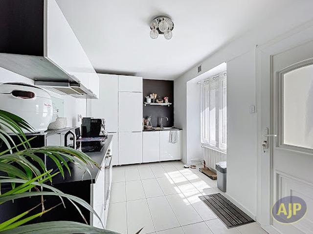 Vente Maison 3 pièces 76.58 m2 Reze