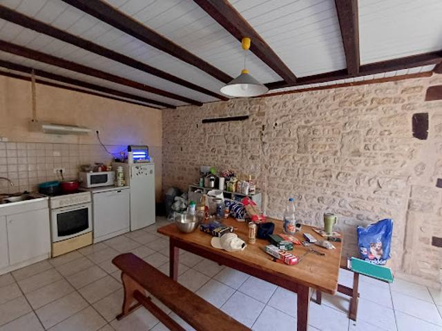 Vente Maison 3 pièces 77 m2 Les Adjots