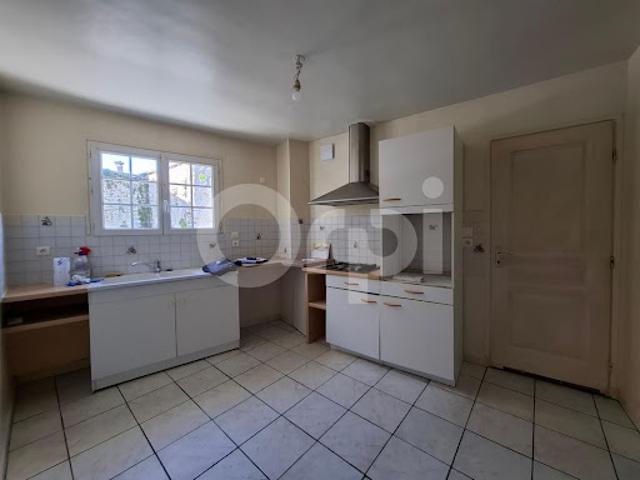 Vente Maison 3 pièces 80.6 m2 Saint Romain de Benet