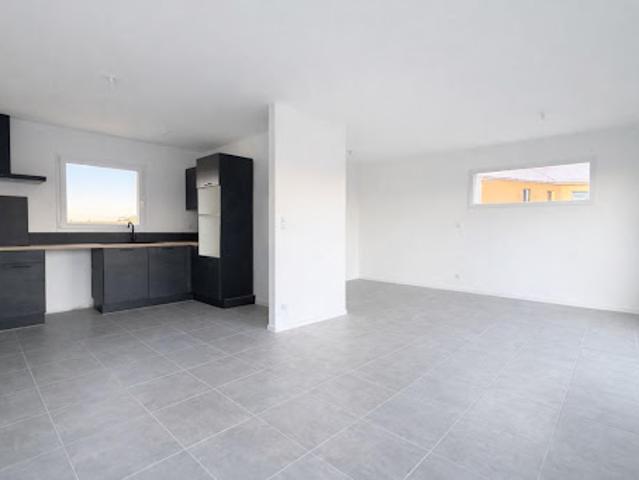 Vente Maison 3 pièces 80 m2 Salmiech