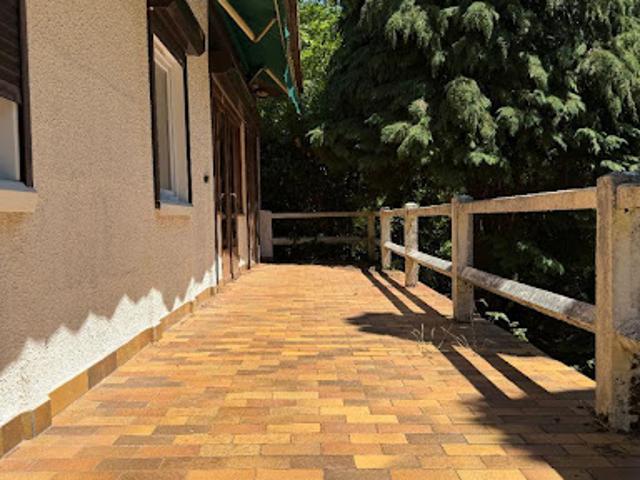 Vente Maison 3 pièces 81 m2 Sénezergues