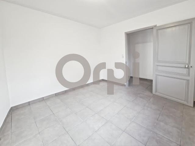 Vente Maison 3 pièces 82 m2 Laragne Montéglin
