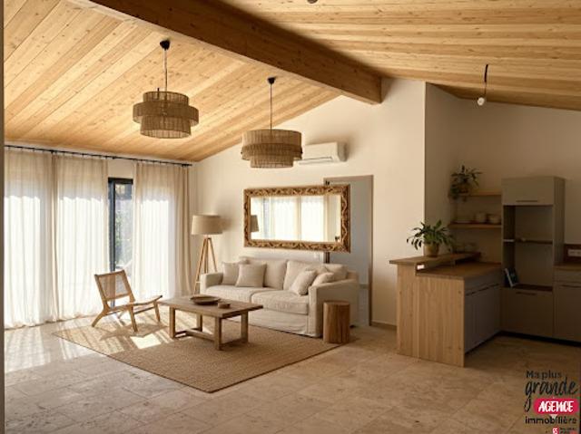 Vente Maison 3 pièces 83 m2 Sainte lucie de porto vecchio