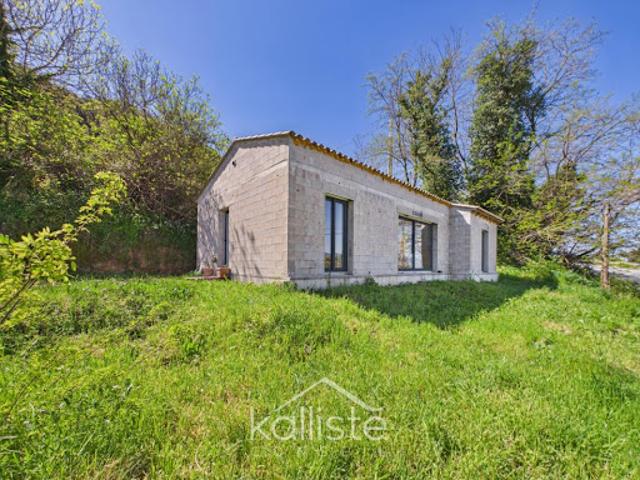 Vente Maison 3 pièces 84 m2 Petreto Bicchisano