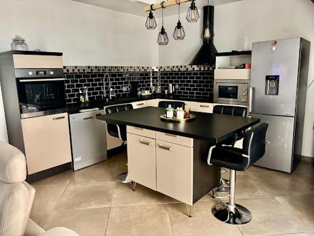 Vente Maison 3 pièces 84 m2 Toulon