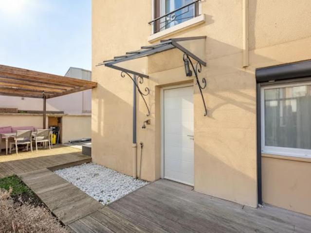 Vente Maison 3 pièces 92 m2 Lyon 8ème
