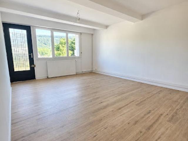 Vente Maison 3 pièces 95 m2 Neufmanil