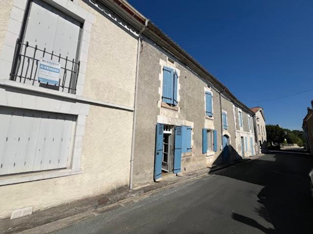 Vente Maison 3 pièces 96 m2 Champagne et Fontaine