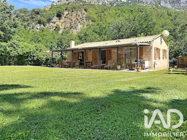 Vente Maison 3 pièces 96 m2 Roquestéron Grasse