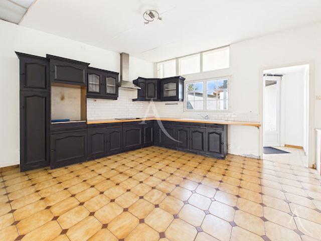 Vente Maison 4 pièces 98.3 m2 Neuville en Ferrain