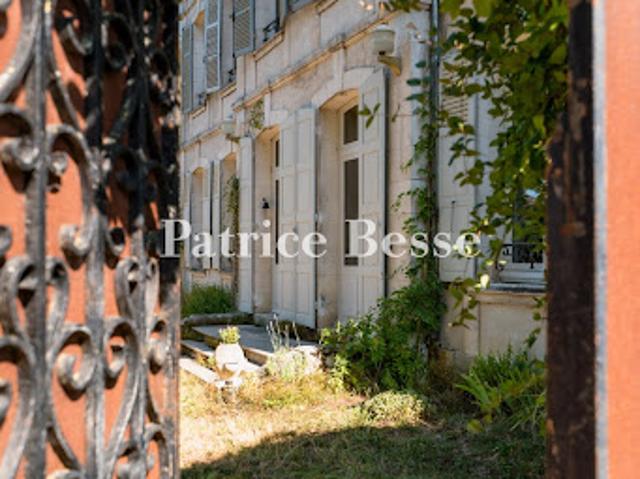 Vente Maison 10 pièces 466 m2 Saint Fargeau