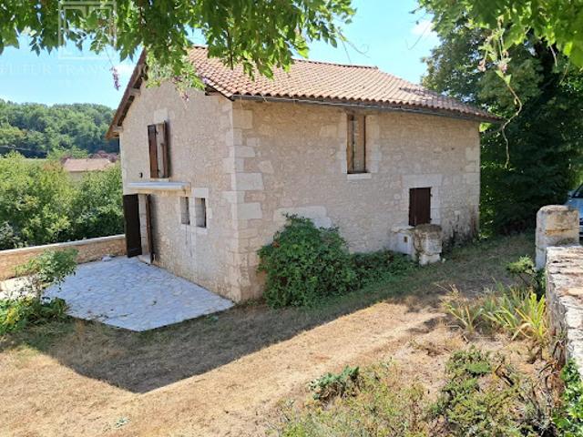 Vente Maison 4 pièces 175 m2 Champagnac de Belair
