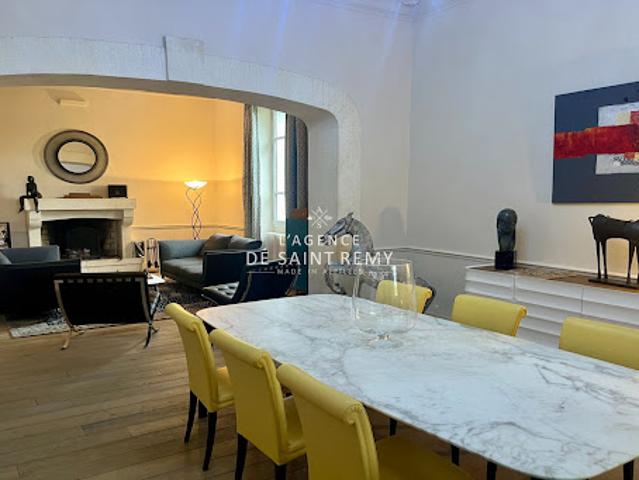 Vente Maison 6 pièces 301 m2 Graveson