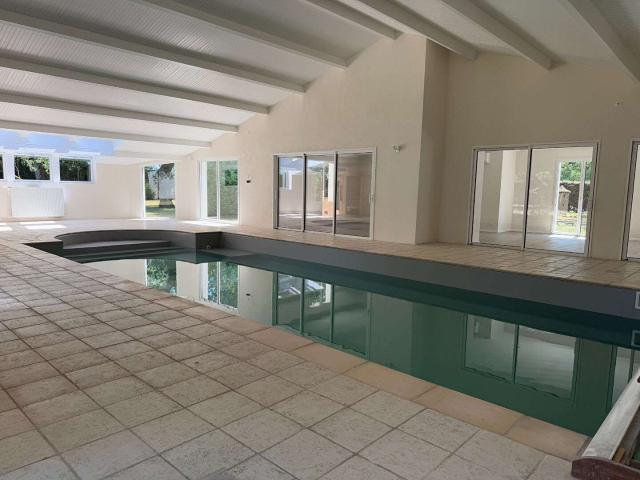 Vente maison 10 pièces Montaigu 85