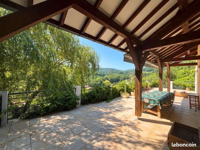 Vente maison 10 pièces Ceyssac 43