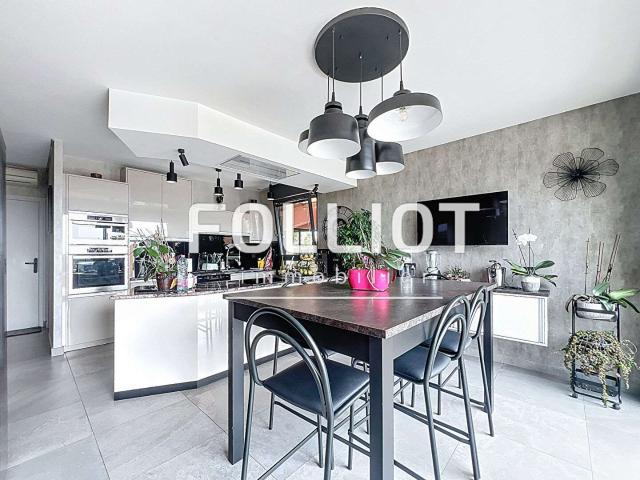 Vente maison 10 pièces Fougères 35