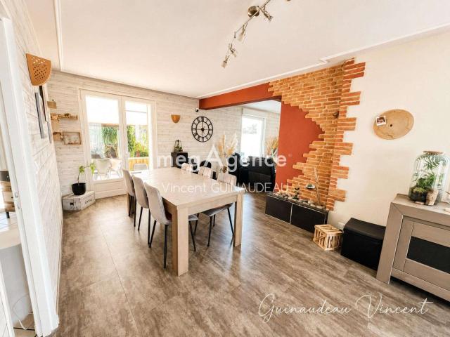 Vente maison 10 pièces La Romagne 49