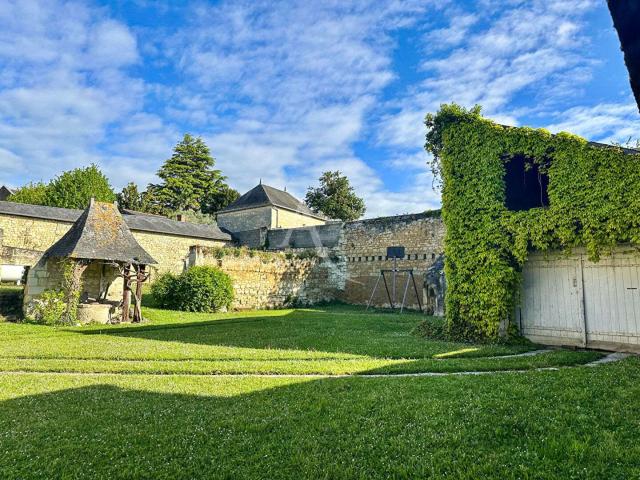 Vente maison 10 pièces Le Puy Notre Dame 49