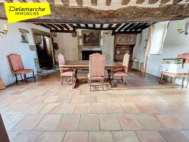 Vente maison 10 pièces Saint Aubin de Terregatte 50