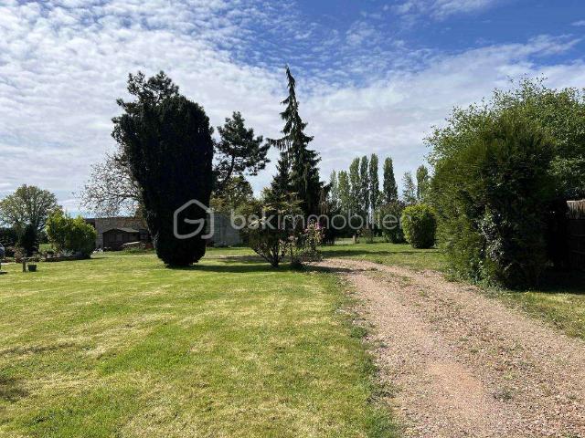 Vente maison 10 pièces Neauphe sous Essai 61